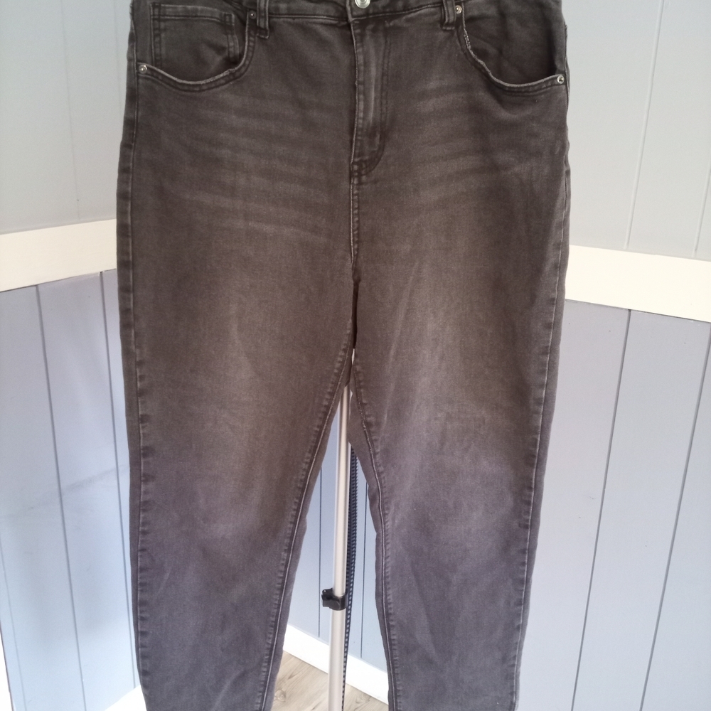 Dex Women's Gray Straight Leg Jeans